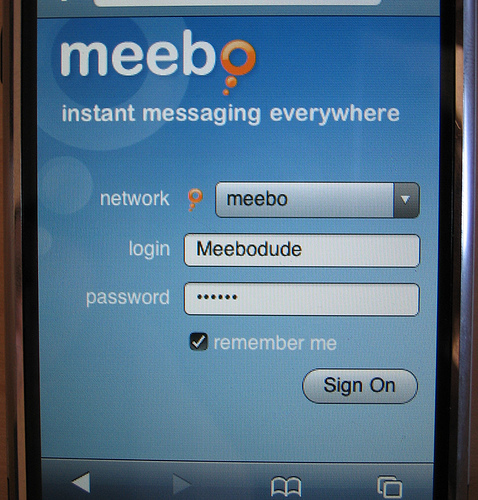Meebo Goes Mini For The iPhone